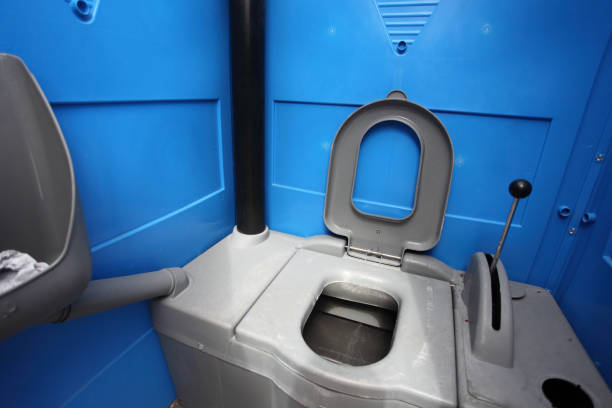 Best Affordable portable toilet rental  in Larned, KS