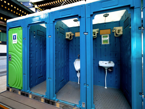 Best Portable toilet rental cost  in Larned, KS